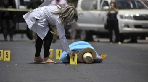 Conmoción en México por asesinato de periodista que investigaba a narcos