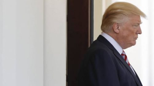 Las denuncias por obstaculizar a la justicia acorralan a Trump