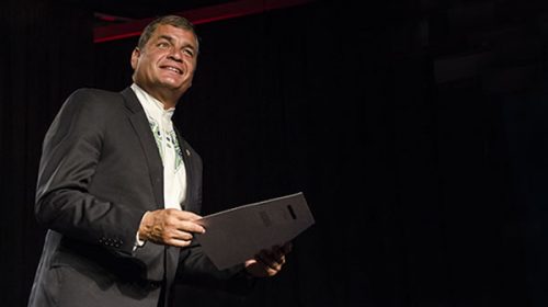 Correa: “El mercado debe ajustarse a las necesidades de la gente y no al revés”
