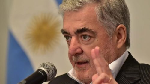 Chubut declara la guerra a futura central nuclear de Río Negro