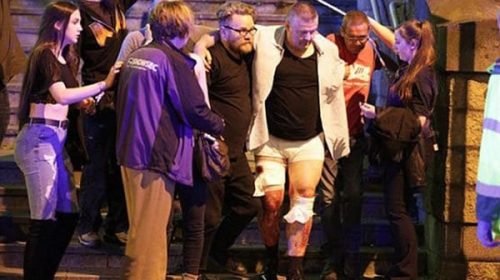 Al menos 22 muertos y más de 50 heridos en un atentado suicida en un concierto de Ariana Grande en Manchester