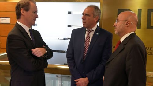 Bordet consiguió el financiamiento para el proyecto del aeropuerto binacional de cargas
