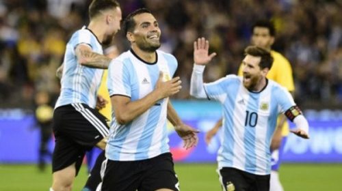 En el debut de Sampaoli, Argentina le ganó a Brasil con ratos de buen fútbol y mucha fortuna