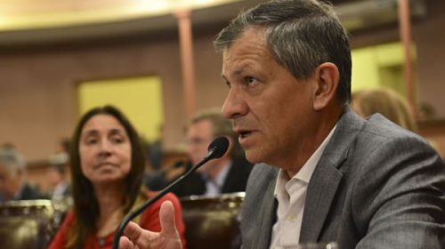 El diputado Báez cuestionó el Plan Maestro de Macri porque apunta a “empobrecer” el sistema educativo