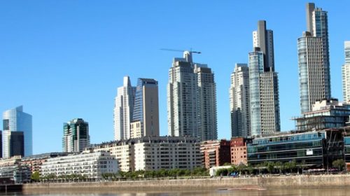 Empresas analizan vender oficinas que compraron durante el gobierno de Cristina