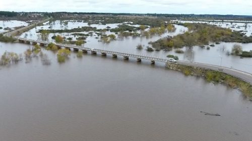 Evalúan cortar el tránsito vehicular por el puente Alvear