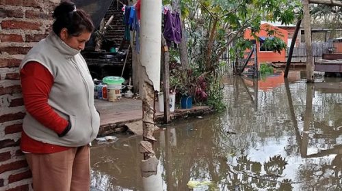 Creciente del río en Concordia: 161 familias ya debieron dejar sus casas