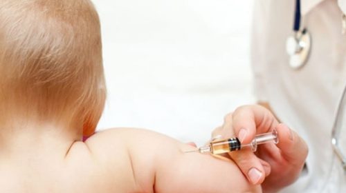 Macristas pretenden que la vacunación deje de ser obligatoria