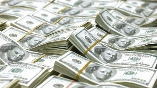 El dólar no tiene techo: subió 10 centavos y cerró a $17,86