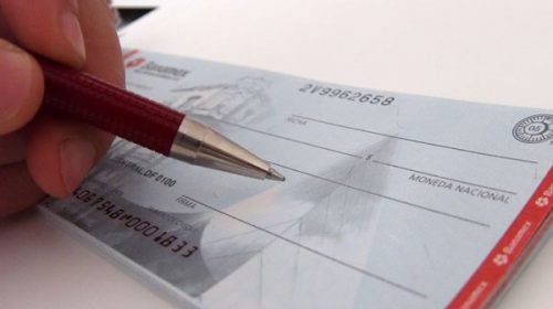 Antes de octubre anunciarán el fin del impuesto al cheque