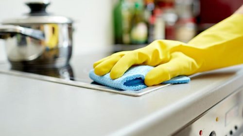 Oficializan suba de 24% de aumento para empleadas domésticas