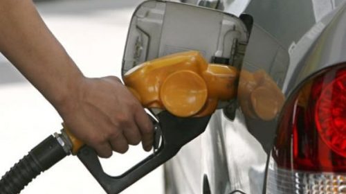 Expendedores reclaman que no suba precio de combustibles