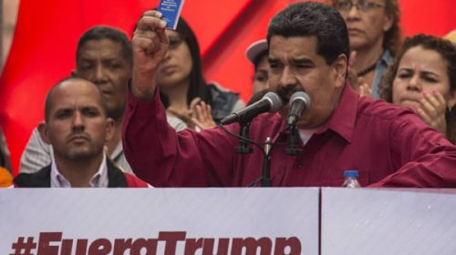 Maduro responde a Trump con unas maniobras militares