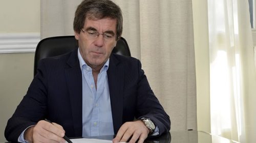 Disminuyó a la mitad el déficit de la provincia