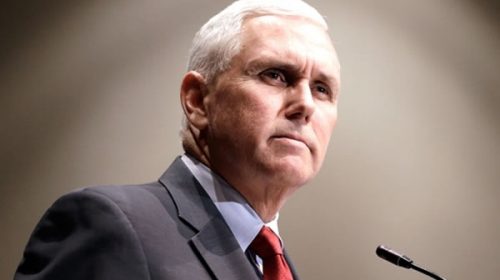 Pence le prometió al exilio venezolano que EEUU “va a seguir actuando contra Maduro”