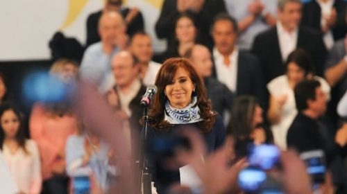 Cristina convocó a una “campaña ciudadana” hacia octubre