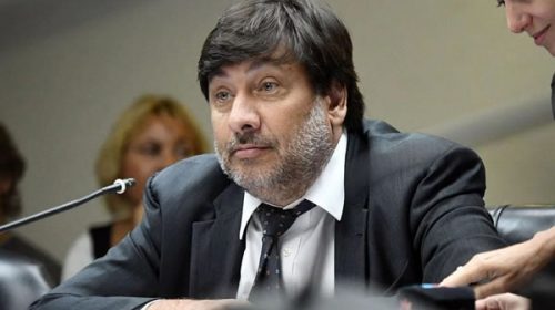 Freiler apuntó contra el Gobierno y la Corte: aseguró que intentará que se anule su suspensión