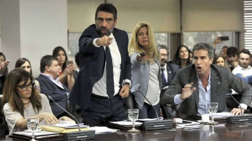 El oficialismo concretó la maniobra y suspendió al camarista Freiler, que será juzgado por un jury