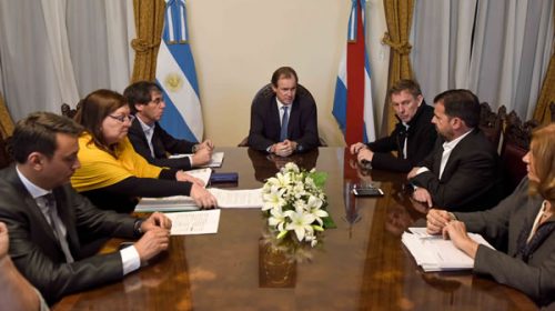 El gobernador acordó con diputados trabajar en una ley moderna de consorcios camineros