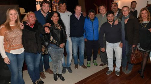 Capacitan a jóvenes en oficios para conseguir empleo