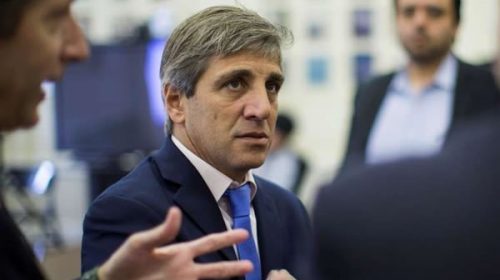Imputan al ministro Luis Caputo por maniobras con fondos de la Anses