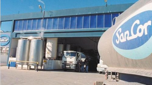 Gremio lechero presiona por salarios y empuja a directivos de SanCor a negociar la venta