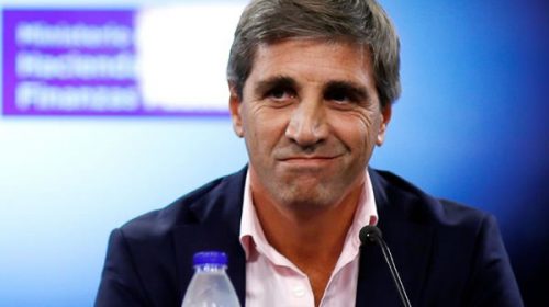 Caputo se reunió con banqueros para seducirlos con el mayor canje de deuda en pesos de la historia