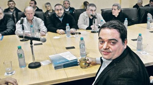Triaca prometió que no habrá reforma “a la brasileña” y selló la paz con la CGT