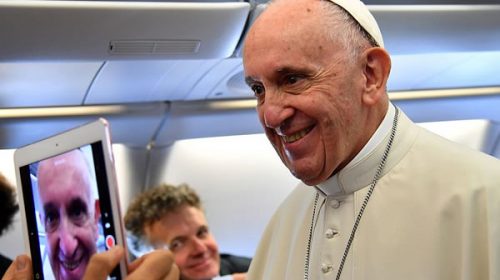 El Vaticano confirmó que el Papa “no tiene previsto” visitar Argentina en 2018