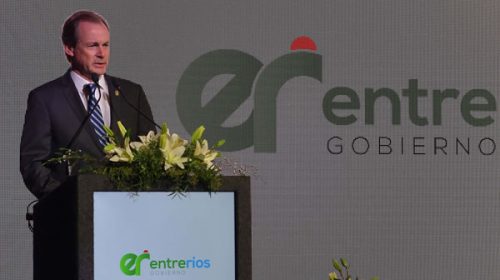 Bordet inauguró el centro de convenciones más grande del litoral argentino