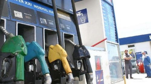 En los próximos días subirán cerca de 10% las naftas y el gasoil