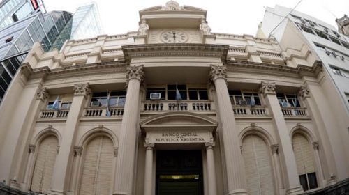 Inflación: el BCRA teme que se haya echado nafta al fuego