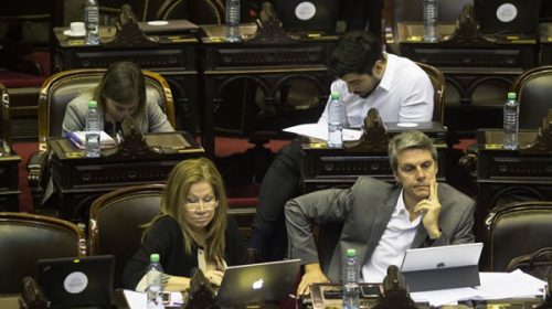 La oposición denuncia que el Gobierno volvió a ceder en el reclamo por Malvinas