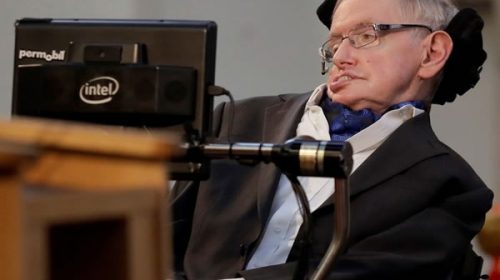 Stephen Hawking: pusieron online su tesis de doctorado y el sitio colapsó