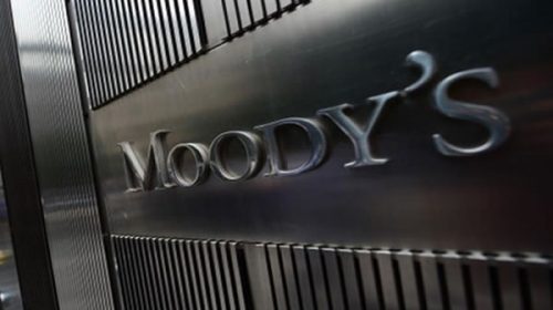 Moody’s advirtió que la deuda en dólares expone al país a shocks externos