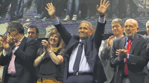 Un sector de la CGT se rebela contra Macri y amenaza con un paro