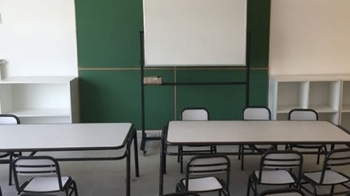 Más de 140 escuelas recibirán nuevo mobiliario