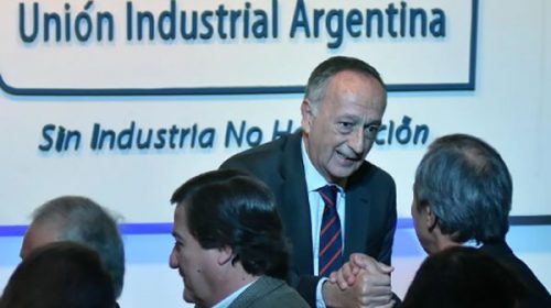 La UIA pide cumbre con Abad por la importación
