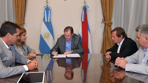 La provincia transfirió el programa Ingreso Social con Trabajo a los municipios de Paraná y Concordia