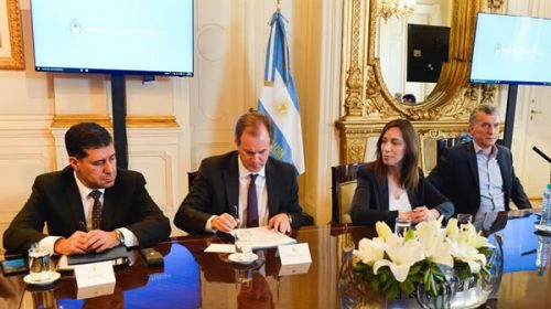 Bordet aseguró que el nuevo pacto fiscal crea condiciones para crear más trabajo
