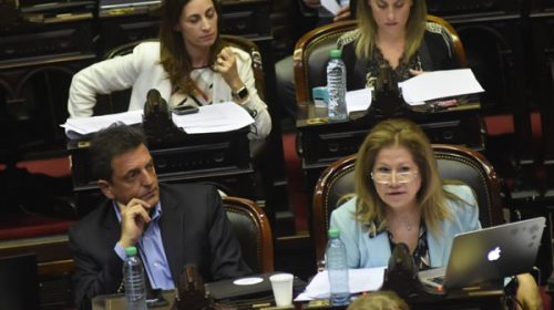 El massismo se radicaliza y obliga al Gobierno a recostarse en los gobernadores