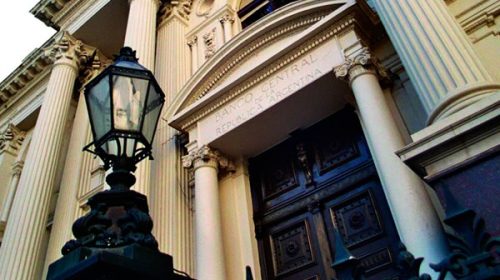 Este lunes no hay atención bancaria