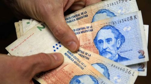 Se deberán  canjear los billetes de $ 2 por monedas antes de que salga de circulación