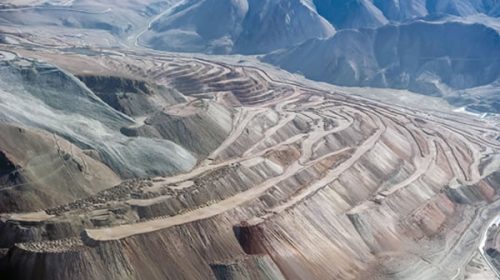 El Gobierno busca modificar la ley de glaciares para favorecer la minería