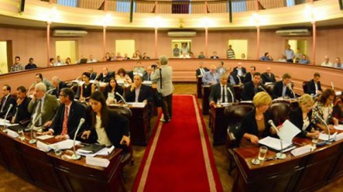Diputados sesionan este martes y abordarán varios proyectos en comisión