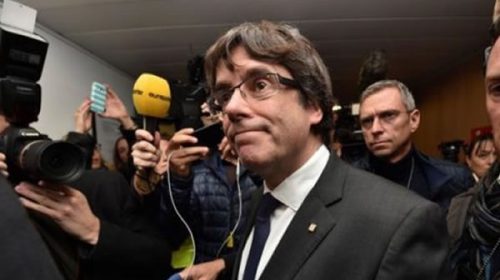 Puigdemont y sus ex consejeros se entregaron a la policía de Bélgica
