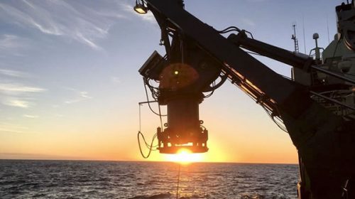 Problemas por el mal clima en la búsqueda del Submarino