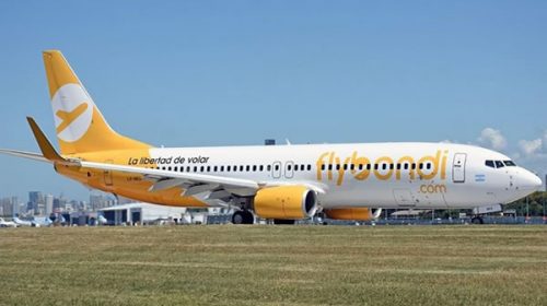 En su primer vuelo FlyBondi tuvo que aterrizar de emergencia en Córdoba