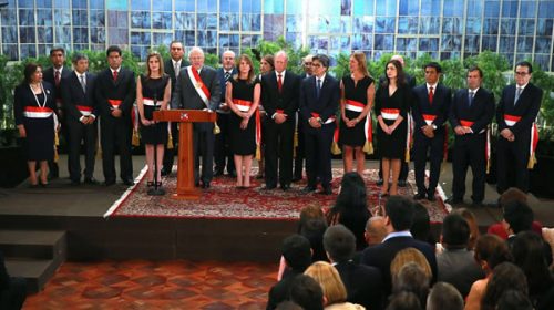 Kuczynski remienda su gabinete para sobrellevar la crisis política