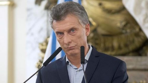 Afirman que el DNU de desburocratización es inconstitucional y atenta contra el Congreso